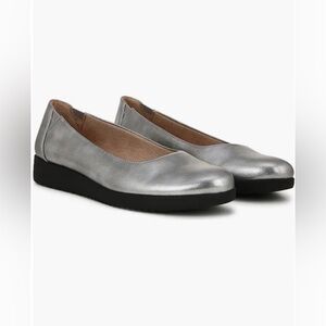 SOUL Naturalizer Metallic Silver Flats